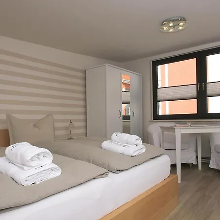 F-1016 Haus Maigloeckchen Doppelzimmer 02 Terrasse, Fruehstueck アパート *