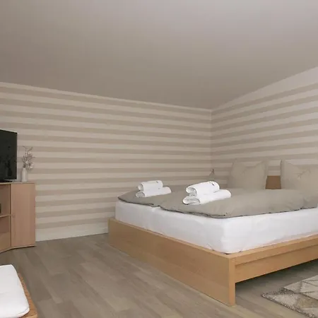 アパート F-1016 Haus Maigloeckchen Doppelzimmer 02 Terrasse, Fruehstueck ゲーレン